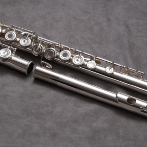 Open hole C foot flute