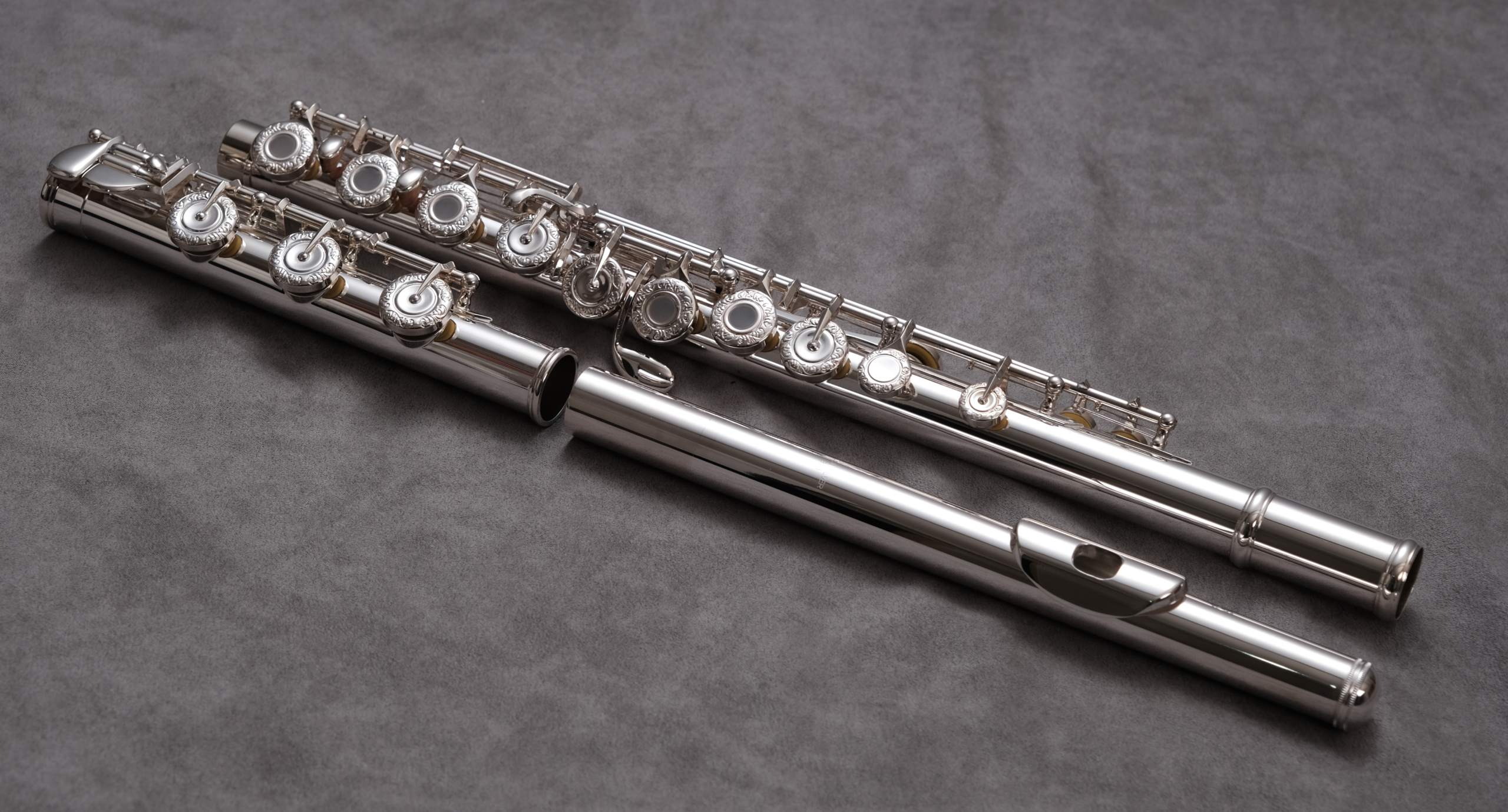 Engraved intermediate flute
